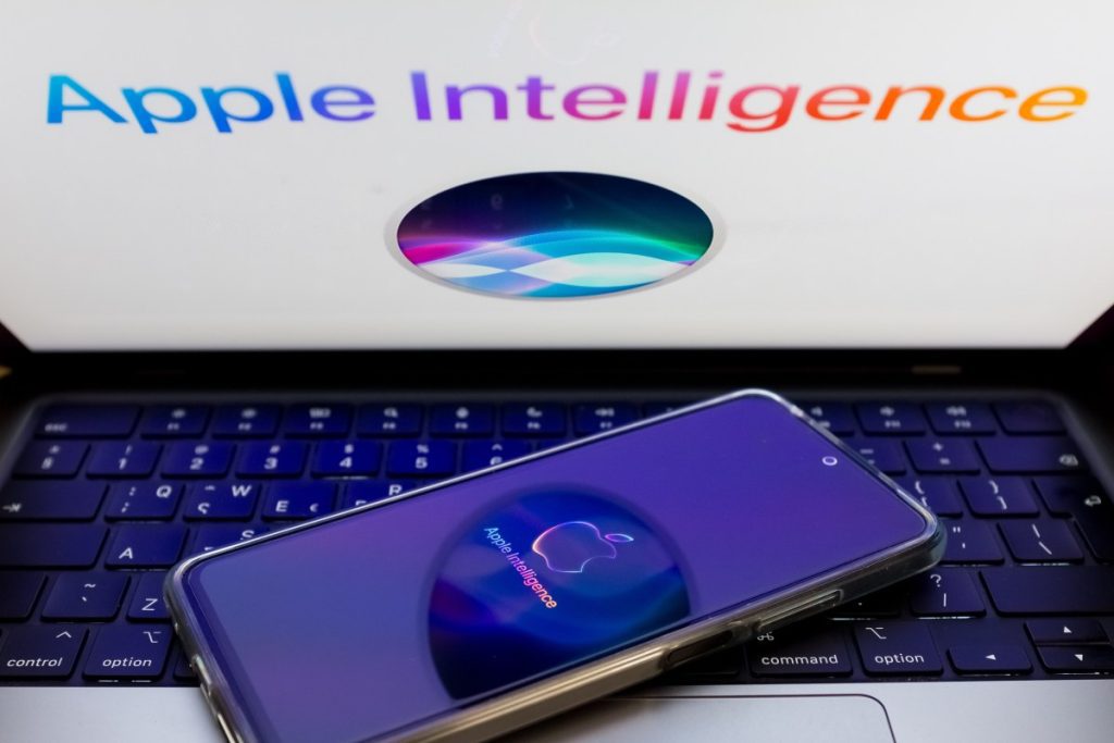 Apple dettaglia come pianificare di migliorare i modelli di intelligenza artificiale analizzando in particolare i dati degli utenti